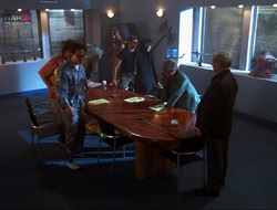 extant_HTLJ_4x15-YesVirginiaThereIsAHercules_02913