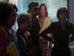 extant_HTLJ_4x15-YesVirginiaThereIsAHercules_02935