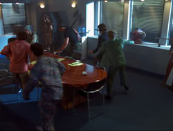 extant_HTLJ_4x15-YesVirginiaThereIsAHercules_02976