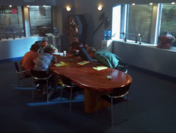 extant_HTLJ_4x15-YesVirginiaThereIsAHercules_02982
