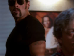 extant_HTLJ_4x15-YesVirginiaThereIsAHercules_03123