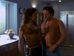 extant_HTLJ_4x15-YesVirginiaThereIsAHercules_03150