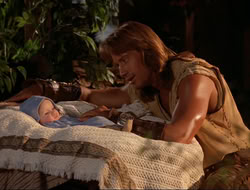 extant_HTLJ_4x15-YesVirginiaThereIsAHercules_03261