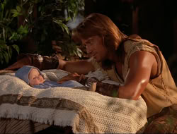 extant_HTLJ_4x15-YesVirginiaThereIsAHercules_03262