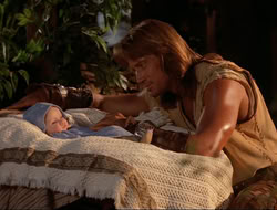 extant_HTLJ_4x15-YesVirginiaThereIsAHercules_03263