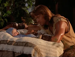extant_HTLJ_4x15-YesVirginiaThereIsAHercules_03264