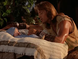 extant_HTLJ_4x15-YesVirginiaThereIsAHercules_03266