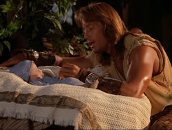 extant_HTLJ_4x15-YesVirginiaThereIsAHercules_03268