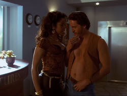 extant_HTLJ_4x15-YesVirginiaThereIsAHercules_03343
