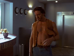 extant_HTLJ_4x15-YesVirginiaThereIsAHercules_03349