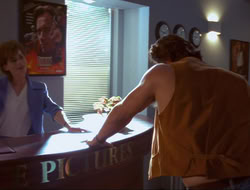 extant_HTLJ_4x15-YesVirginiaThereIsAHercules_03355