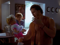extant_HTLJ_4x15-YesVirginiaThereIsAHercules_03391
