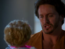 extant_HTLJ_4x15-YesVirginiaThereIsAHercules_03397