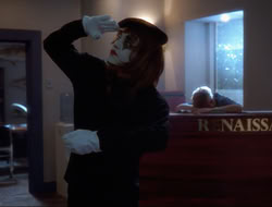 extant_HTLJ_4x15-YesVirginiaThereIsAHercules_03472