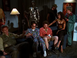 extant_HTLJ_4x15-YesVirginiaThereIsAHercules_03533
