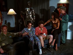 extant_HTLJ_4x15-YesVirginiaThereIsAHercules_03534