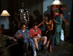 extant_HTLJ_4x15-YesVirginiaThereIsAHercules_03535