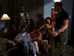 extant_HTLJ_4x15-YesVirginiaThereIsAHercules_03539