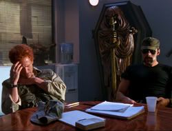 extant_HTLJ_4x15-YesVirginiaThereIsAHercules_03796