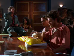 extant_HTLJ_4x15-YesVirginiaThereIsAHercules_03867