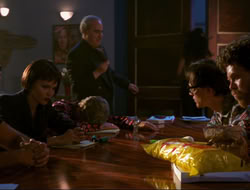 extant_HTLJ_4x15-YesVirginiaThereIsAHercules_04196