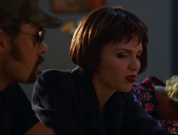 extant_HTLJ_4x15-YesVirginiaThereIsAHercules_04208
