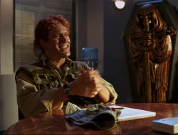 extant_HTLJ_4x15-YesVirginiaThereIsAHercules_04275