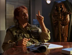 extant_HTLJ_4x15-YesVirginiaThereIsAHercules_04277