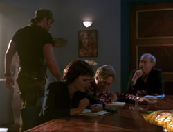 extant_HTLJ_4x15-YesVirginiaThereIsAHercules_04316