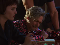 extant_HTLJ_4x15-YesVirginiaThereIsAHercules_04327