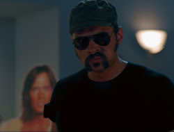 extant_HTLJ_4x15-YesVirginiaThereIsAHercules_04476