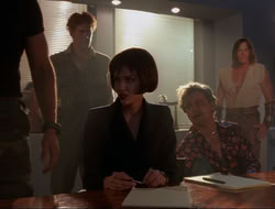 extant_HTLJ_4x15-YesVirginiaThereIsAHercules_04568