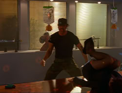 extant_HTLJ_4x15-YesVirginiaThereIsAHercules_04709