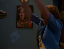 extant_HTLJ_4x15-YesVirginiaThereIsAHercules_04801