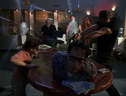 extant_HTLJ_4x15-YesVirginiaThereIsAHercules_04812