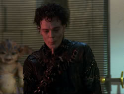 extant_HTLJ_4x15-YesVirginiaThereIsAHercules_04844