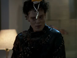 extant_HTLJ_4x15-YesVirginiaThereIsAHercules_04849