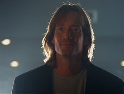 extant_HTLJ_4x15-YesVirginiaThereIsAHercules_04925