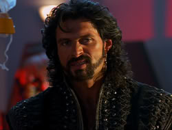 extant_HTLJ_4x15-YesVirginiaThereIsAHercules_04940
