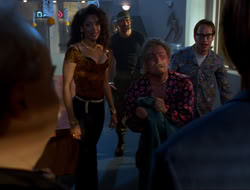 extant_HTLJ_4x15-YesVirginiaThereIsAHercules_05066