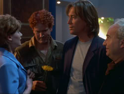 extant_HTLJ_4x15-YesVirginiaThereIsAHercules_05076