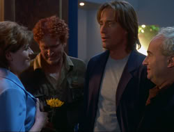 extant_HTLJ_4x15-YesVirginiaThereIsAHercules_05077