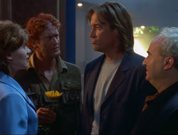 extant_HTLJ_4x15-YesVirginiaThereIsAHercules_05097