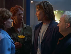 extant_HTLJ_4x15-YesVirginiaThereIsAHercules_05099