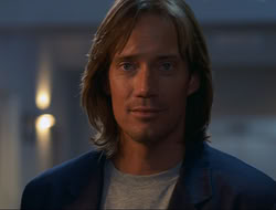extant_HTLJ_4x15-YesVirginiaThereIsAHercules_05106