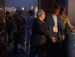 extant_HTLJ_4x15-YesVirginiaThereIsAHercules_05124