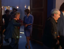 extant_HTLJ_4x15-YesVirginiaThereIsAHercules_05125