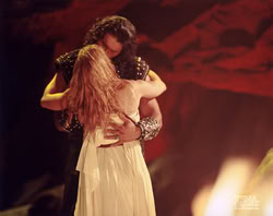 gabrielle_and_ares_mqmd_2001