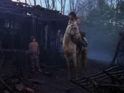 extant_XenaWarriorPrincess_1x01-SinsOfThePast_00112