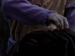 extant_XenaWarriorPrincess_1x01-SinsOfThePast_00147